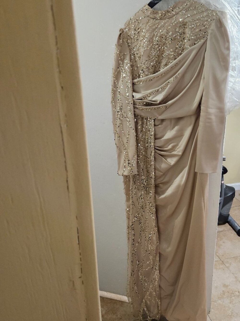 Women's formal dress